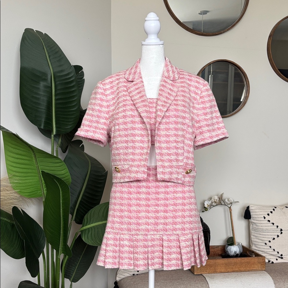 Fashion Nova Blush and Cream Skirt Set - Picture 2 of 13
